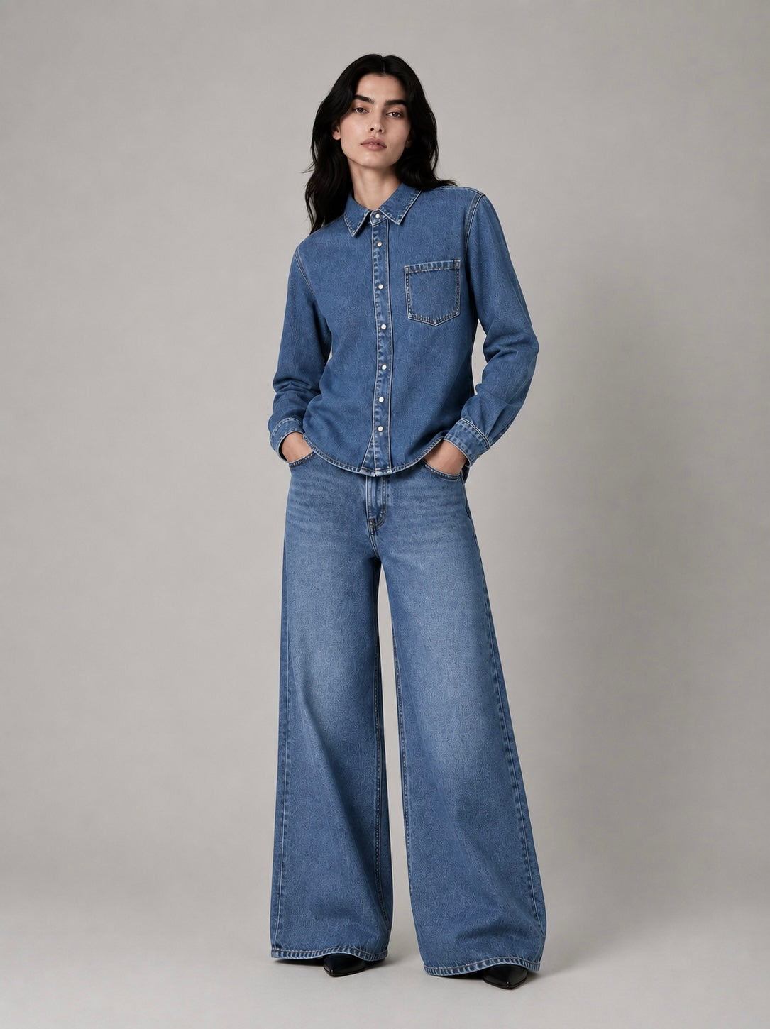 D003 - WOMEN